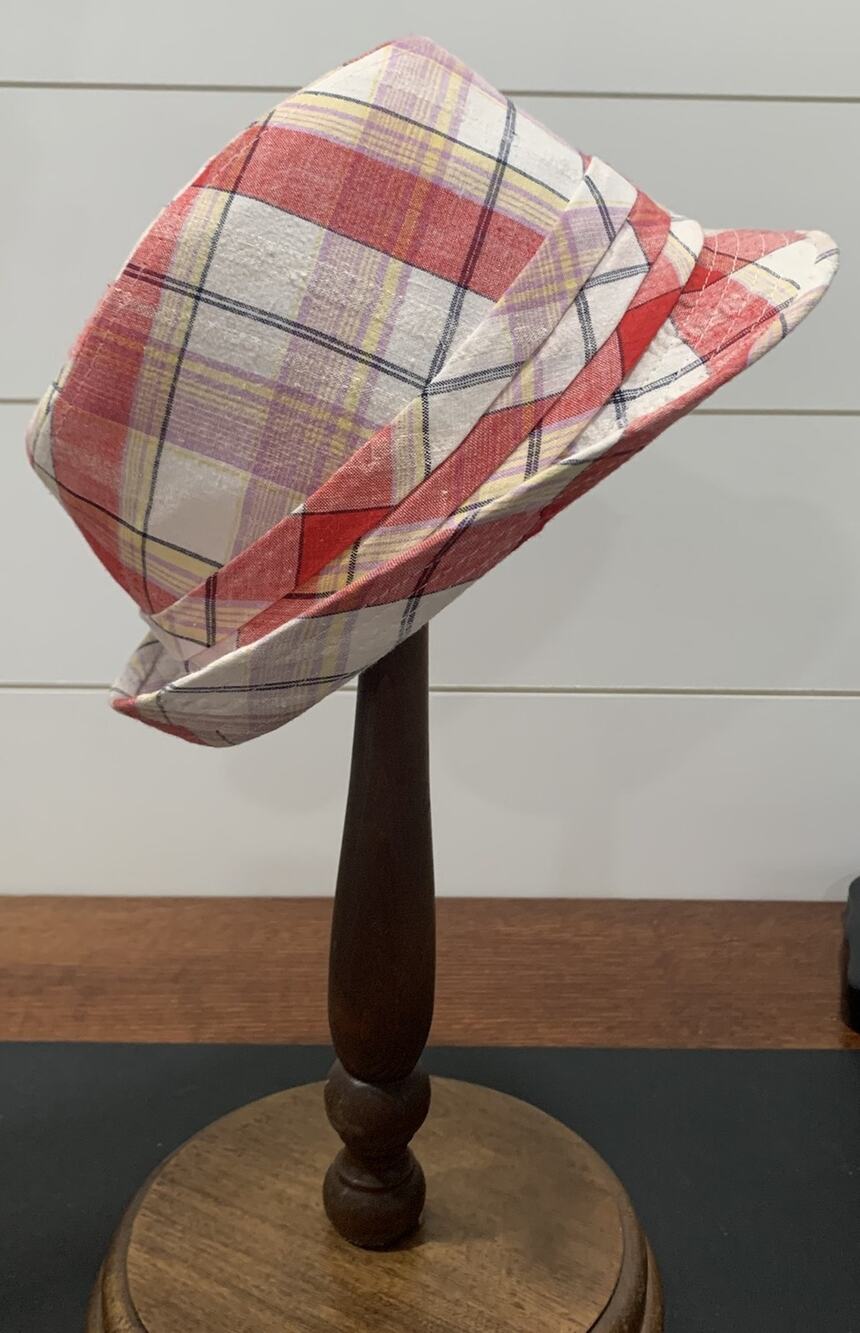 Red Plaid Fedora Hat 100% Cotton  Size S-M  (NWOT)